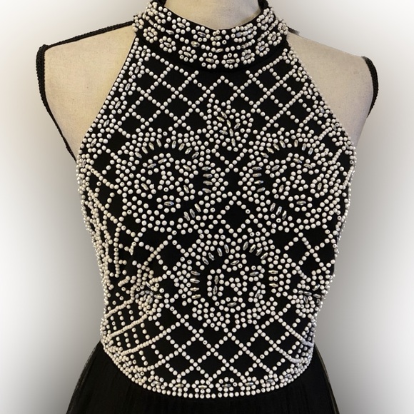 XSCAPE BRAND COCKTAIL/HOCO DRESS - Picture 2 of 5